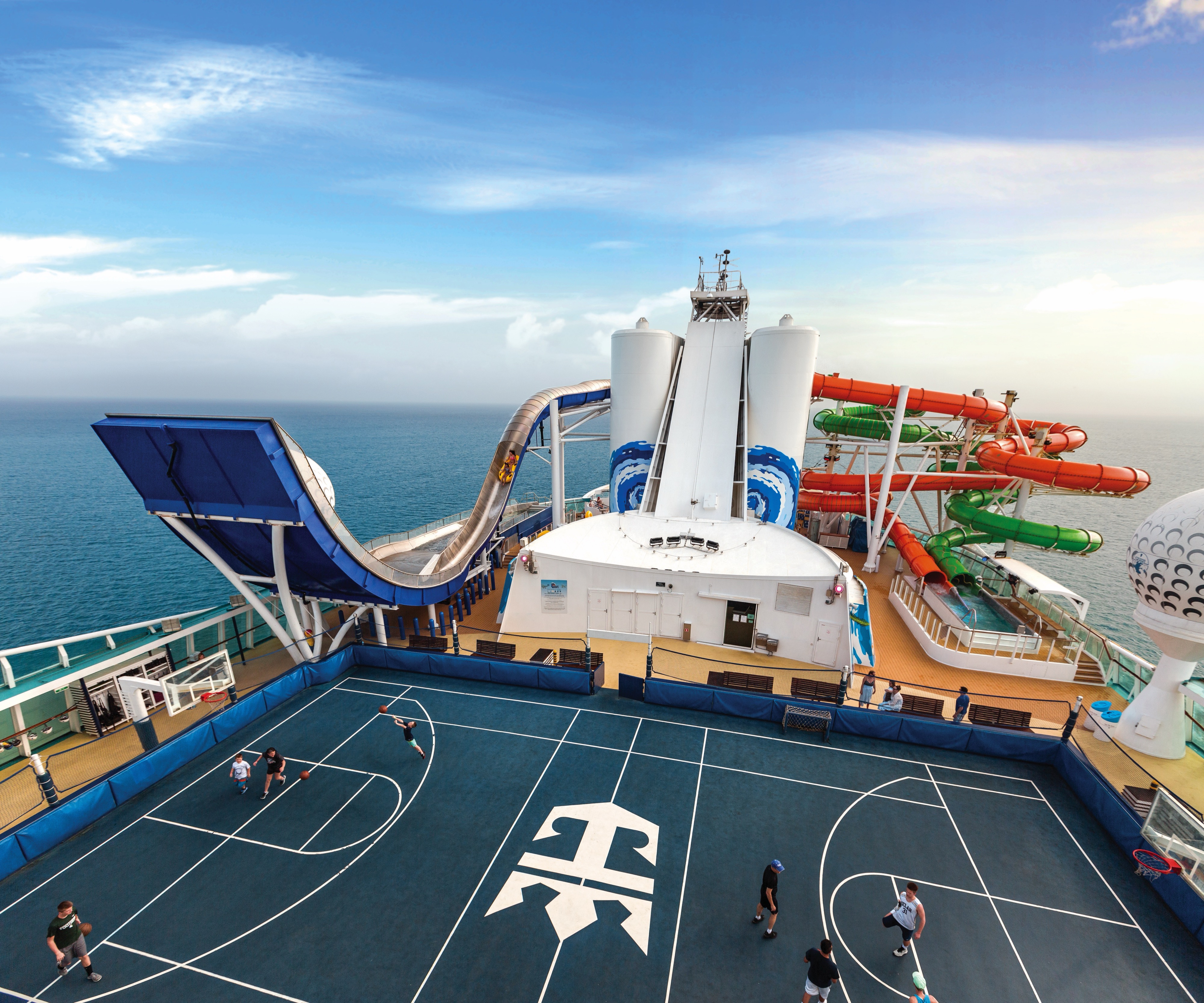 Liberty of the Seas - Tidal Wave℠